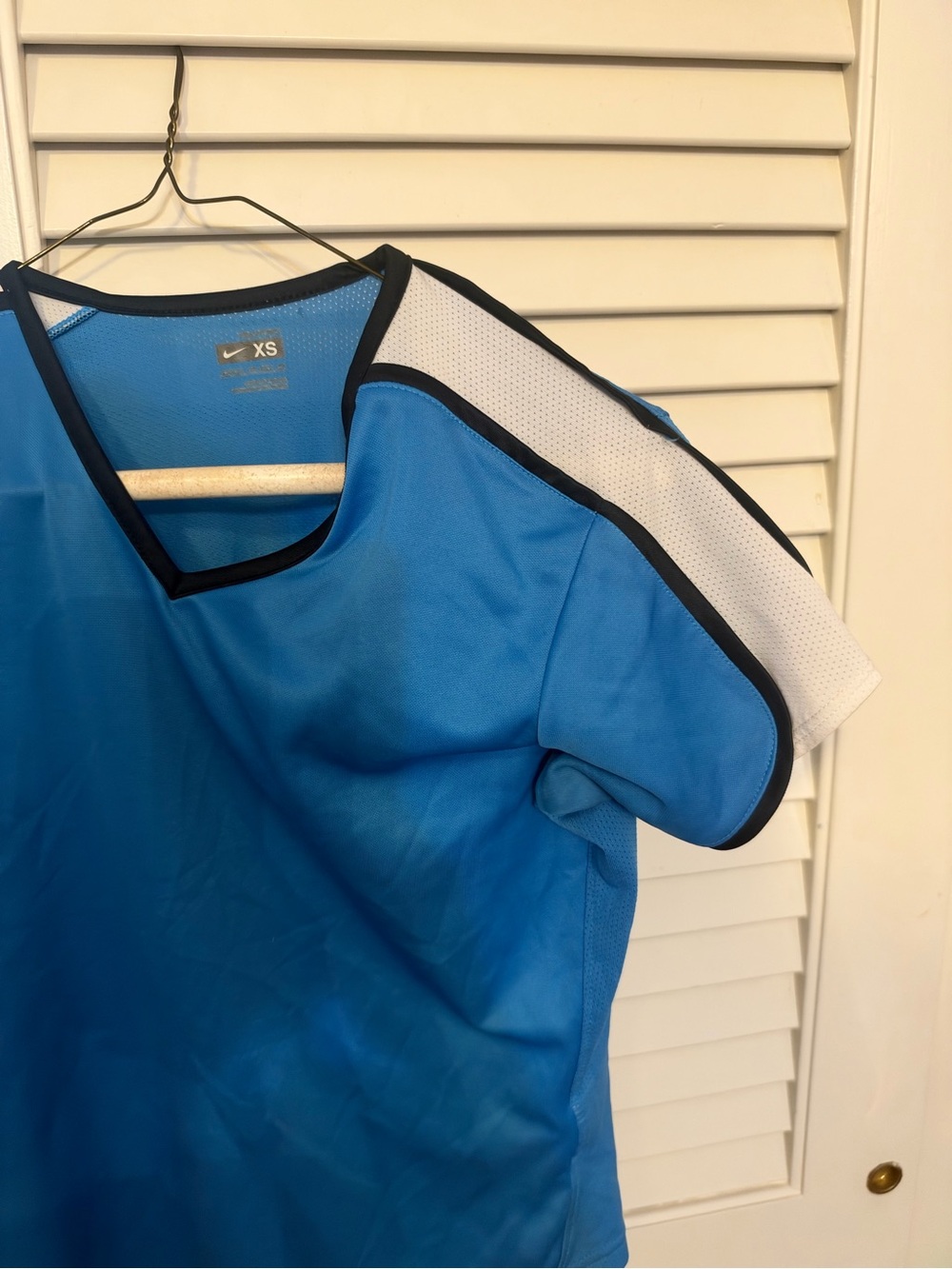 Nike Women’s Blue Short Sleeve Athletic Tee with White and Black Trim
